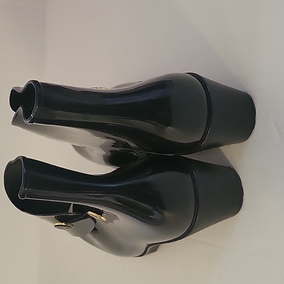 Patten Place Shoe Cover Boots - Picture 5 of 15